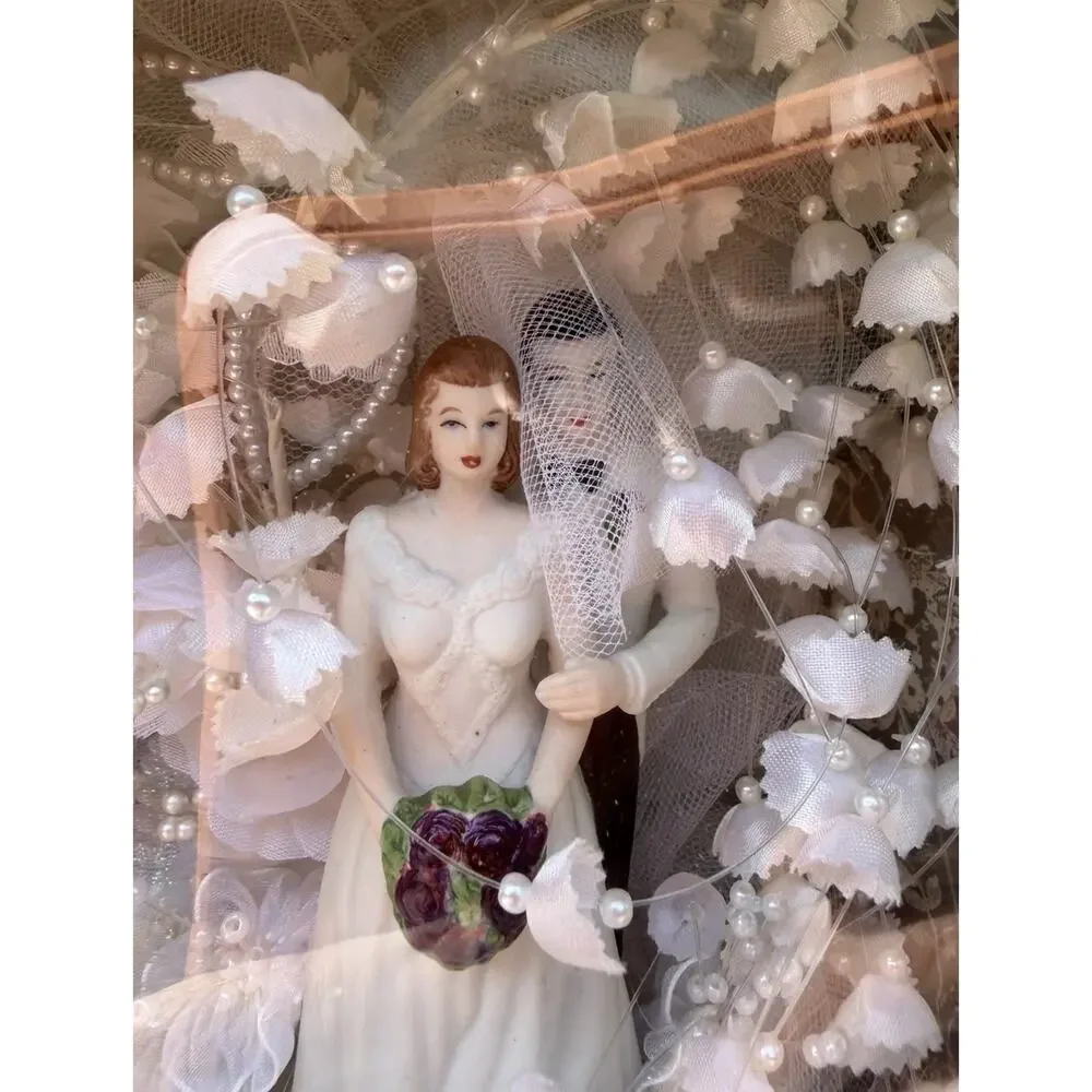 Vintage Wilton Sophistication Wedding Cake Topper Bride Groom Boxed 0117-00202